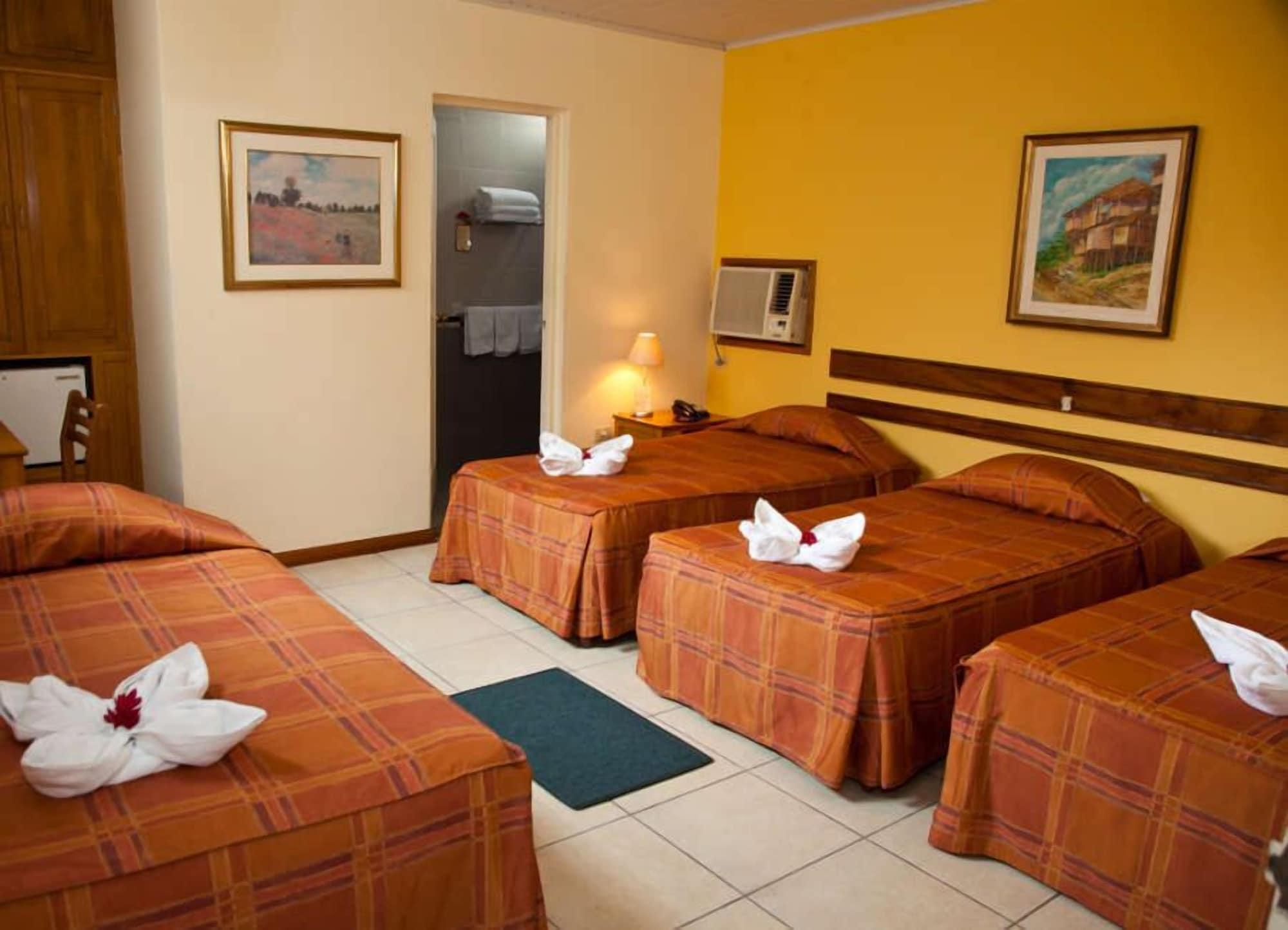 Hotel Acosta Iquitos Dış mekan fotoğraf