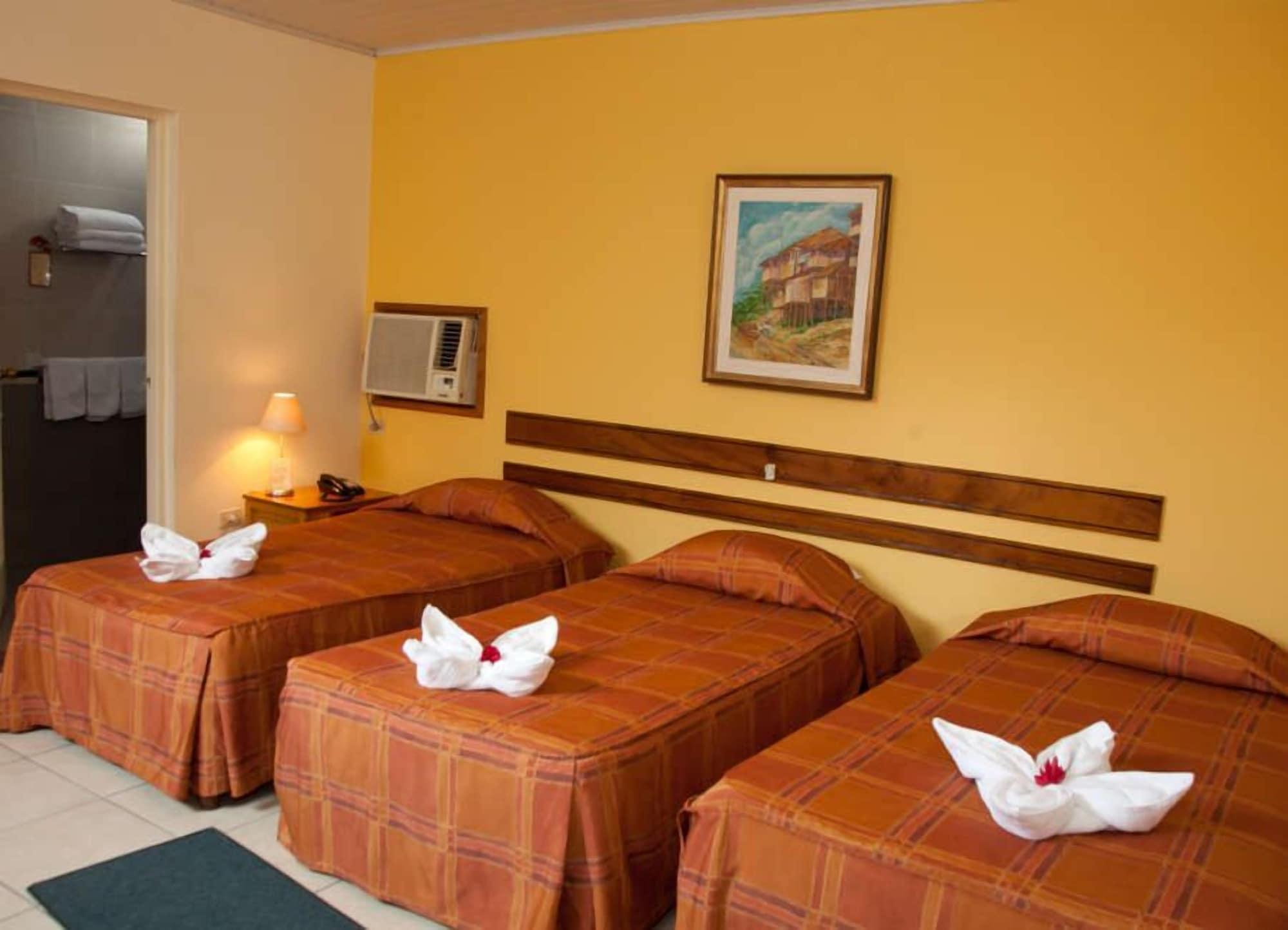 Hotel Acosta Iquitos Dış mekan fotoğraf