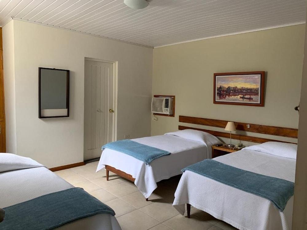 Hotel Acosta Iquitos Dış mekan fotoğraf