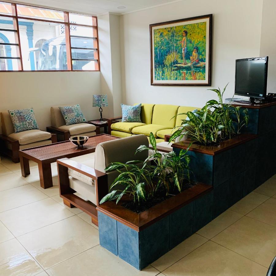 Hotel Acosta Iquitos Dış mekan fotoğraf