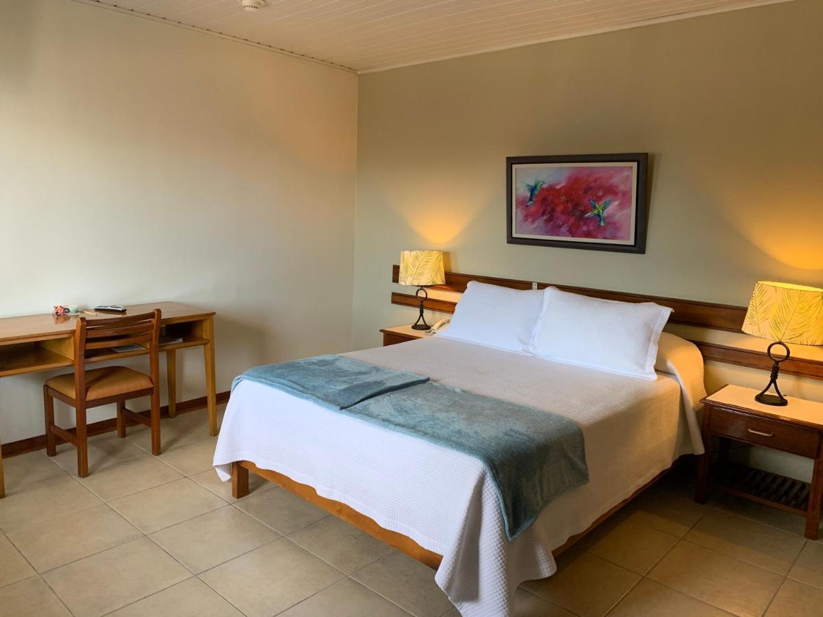 Hotel Acosta Iquitos Dış mekan fotoğraf